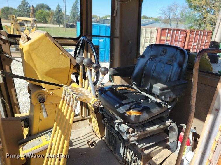 image for item DN4178 1989 Caterpillar 12G  motor grader