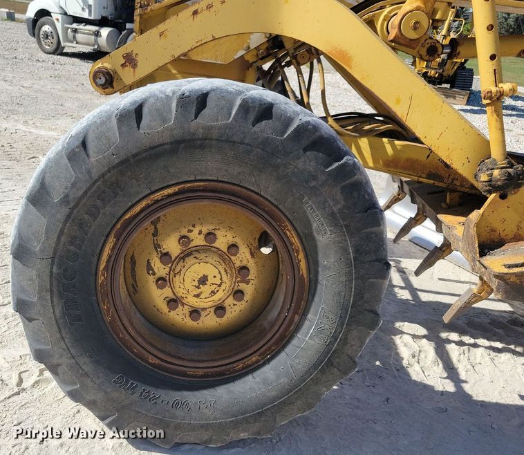 image for item DN4178 1989 Caterpillar 12G  motor grader