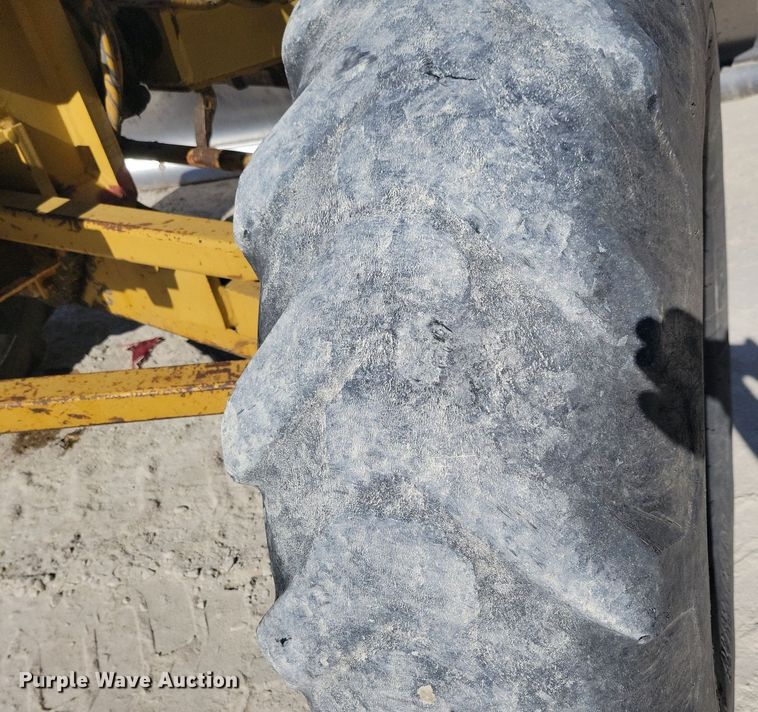 image for item DN4178 1989 Caterpillar 12G  motor grader