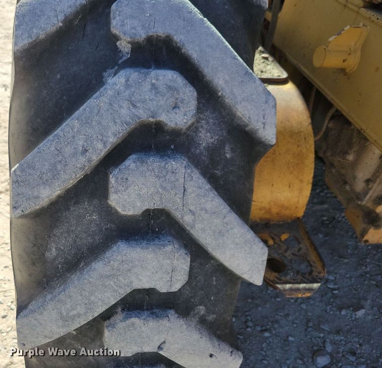 image for item DN4178 1989 Caterpillar 12G  motor grader