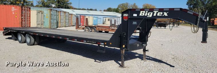 image for item DN4179 2017 Big Tex 22GN  equipment trailer