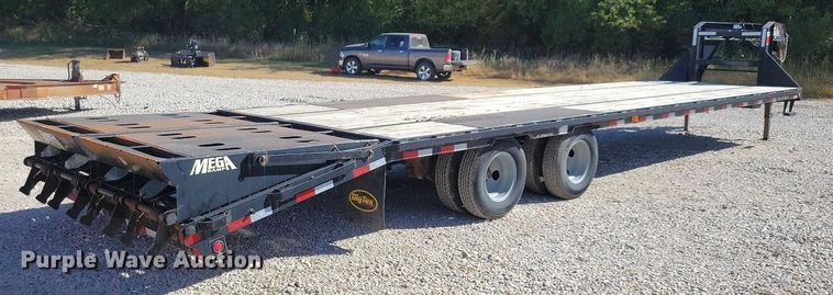 image for item DN4179 2017 Big Tex 22GN  equipment trailer