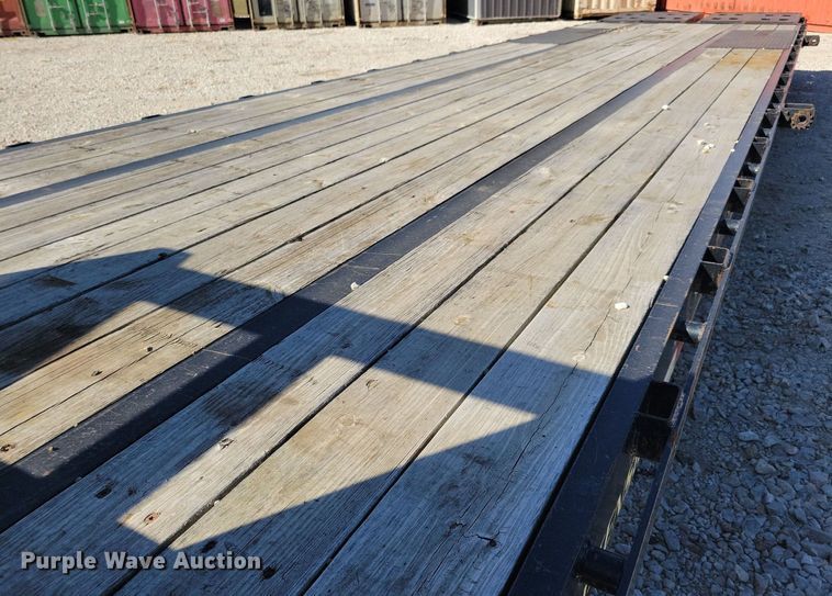 image for item DN4179 2017 Big Tex 22GN  equipment trailer