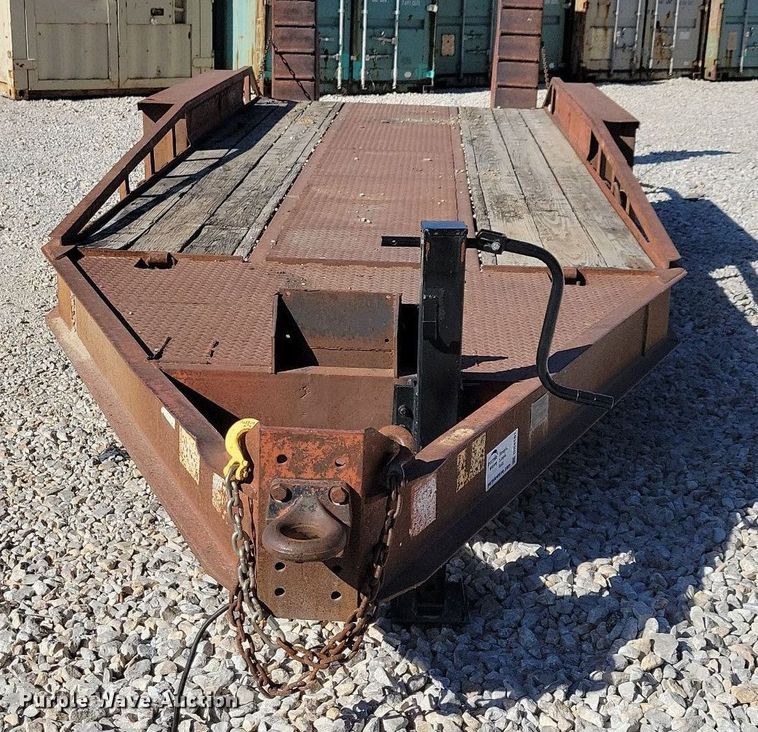 image for item DN4181 1999 Belshe T18  equipment trailer