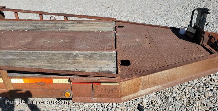 image for item DN4181 1999 Belshe T18  equipment trailer