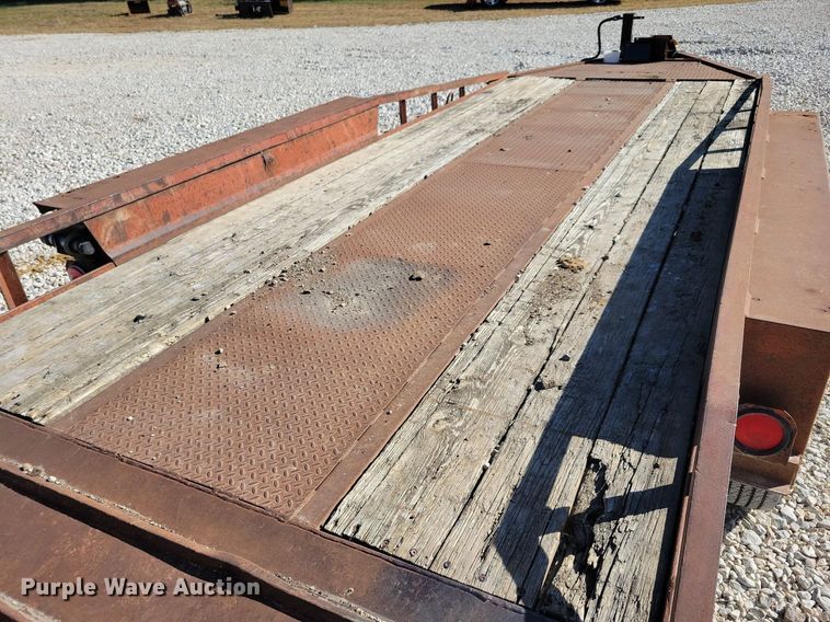 image for item DN4181 1999 Belshe T18  equipment trailer