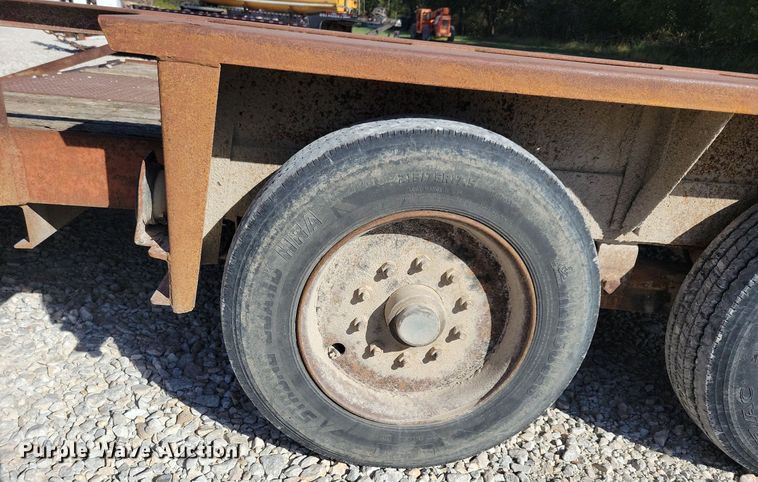 image for item DN4181 1999 Belshe T18  equipment trailer