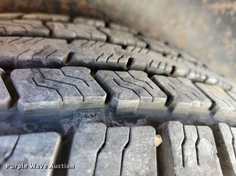 image for item DN4182 2014 Mac-lander UT116  utility trailer