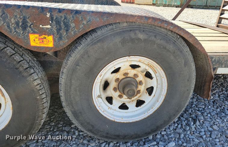 image for item DN4182 2014 Mac-lander UT116  utility trailer