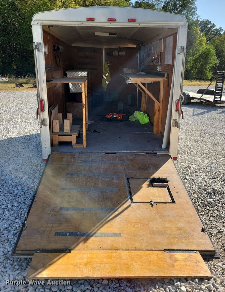 image for item DN4183 2008 Carry-On Cargo  fiber optic trailer