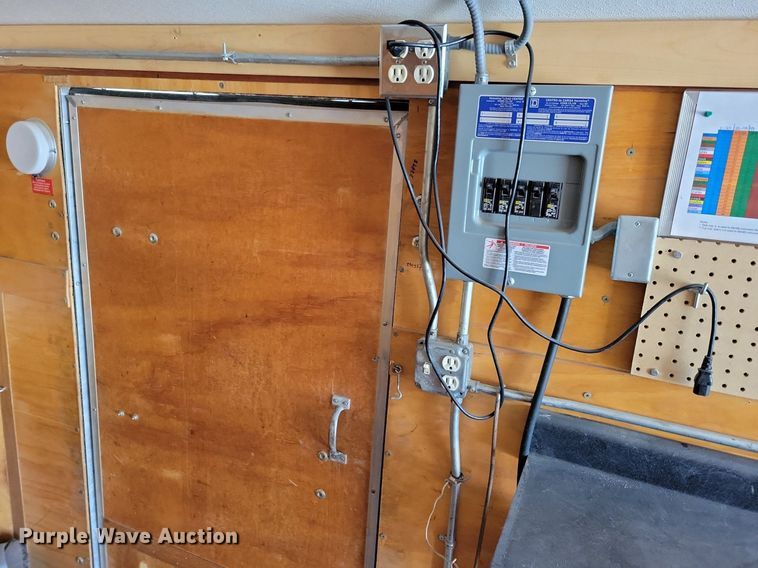 image for item DN4183 2008 Carry-On Cargo  fiber optic trailer