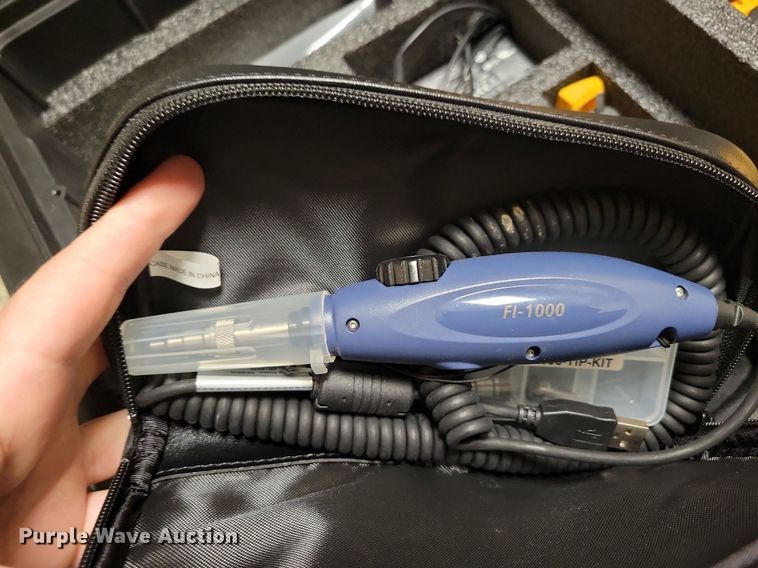 image for item DN4183 2008 Carry-On Cargo  fiber optic trailer