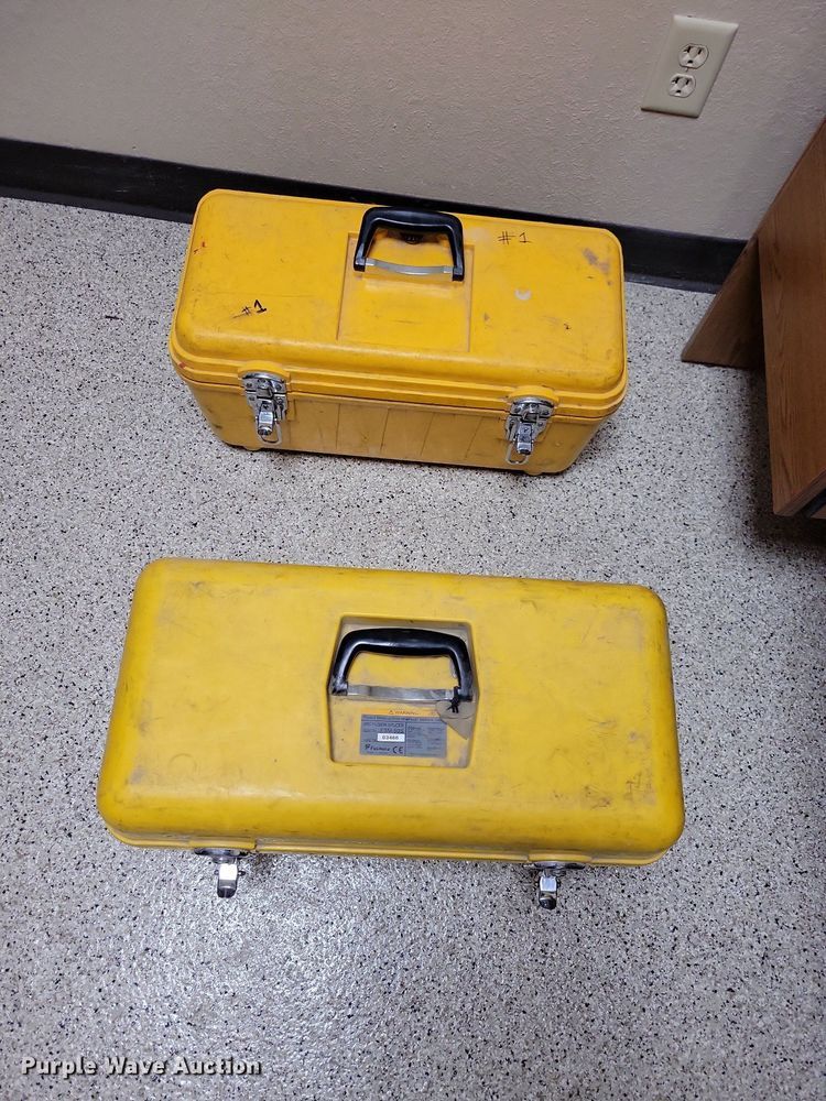 image for item DN4183 2008 Carry-On Cargo  fiber optic trailer