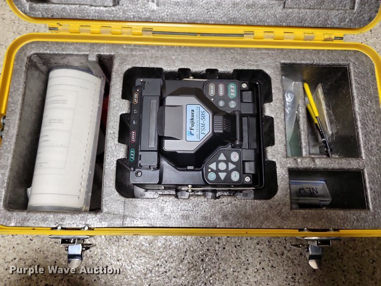 image for item DN4183 2008 Carry-On Cargo  fiber optic trailer