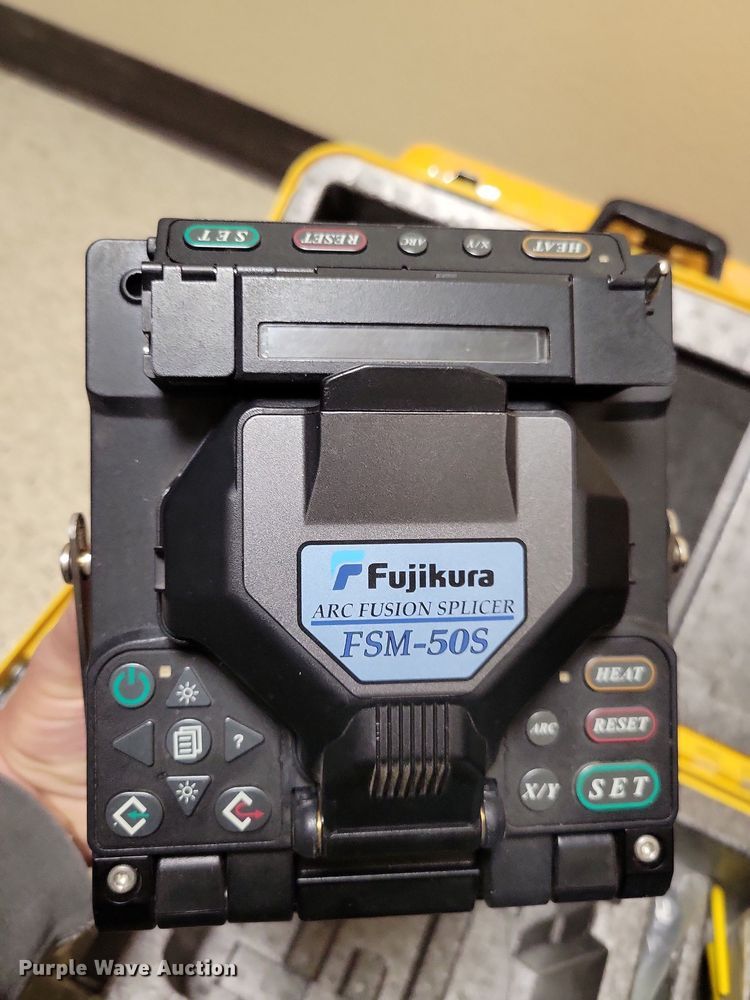 image for item DN4183 2008 Carry-On Cargo  fiber optic trailer