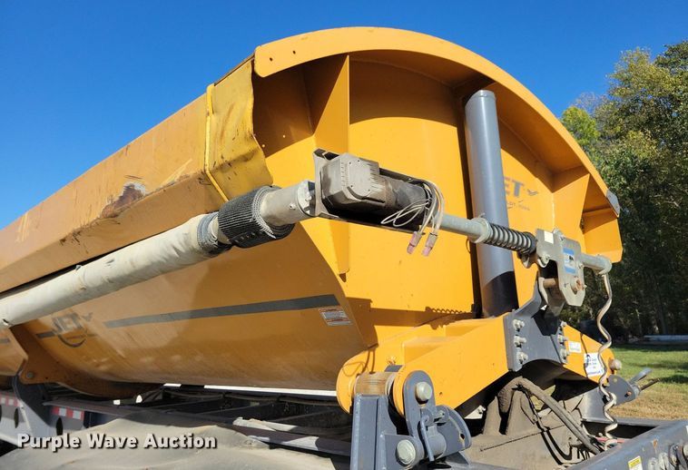 image for item DN4184 2013 Jet Company 45  side dump trailer