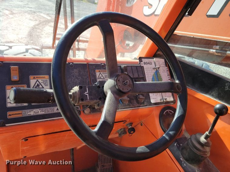 image for item DN4185 2013 JLG Skytrak 8042  telehandler