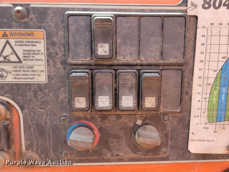 image for item DN4185 2013 JLG Skytrak 8042  telehandler