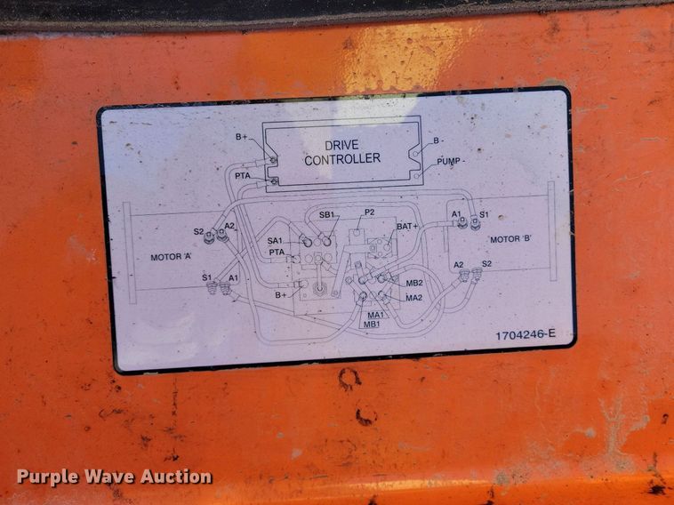 image for item DN4186 2004 JLG E300AJP  boom lift