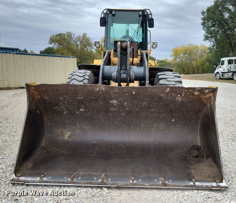 image for item DN4191 2006 John Deere 644J  wheel loader