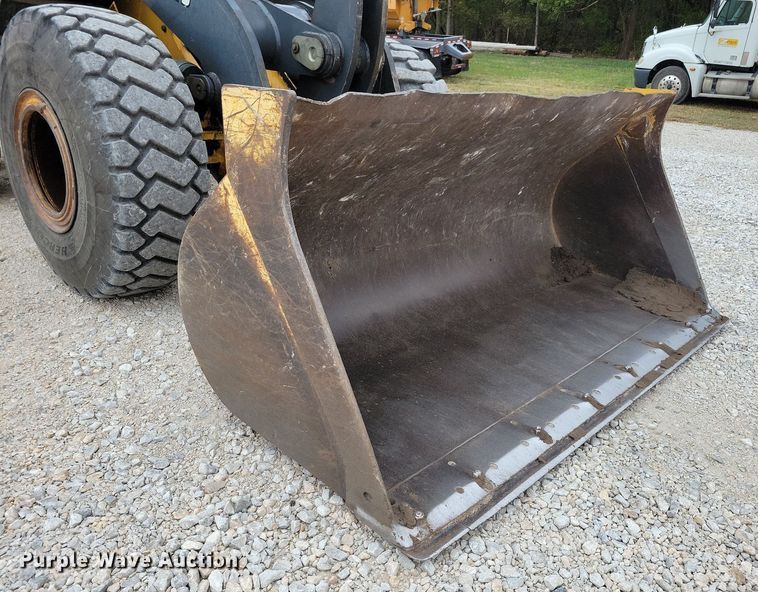 image for item DN4191 2006 John Deere 644J  wheel loader