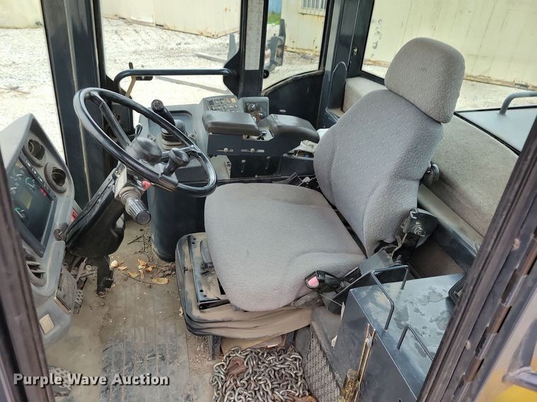 image for item DN4191 2006 John Deere 644J  wheel loader