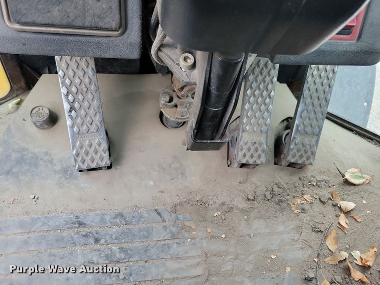 image for item DN4191 2006 John Deere 644J  wheel loader