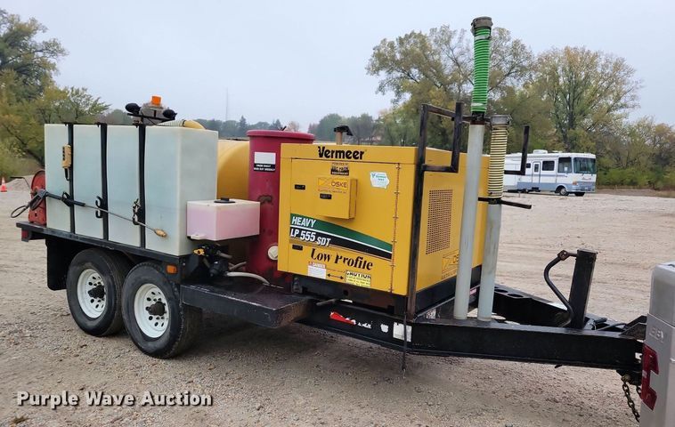 image for item DN4192 2011 Vermeer LP555 SDT  vacuum excavator