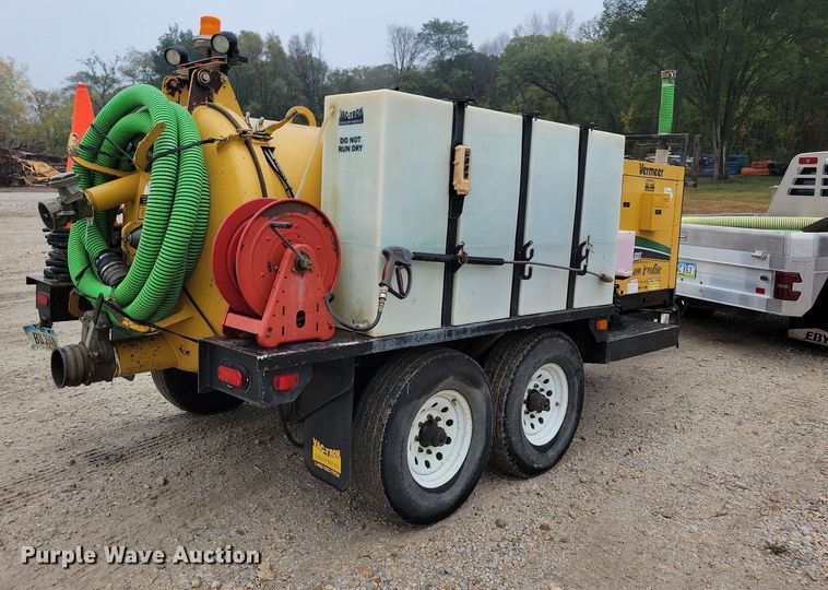 image for item DN4192 2011 Vermeer LP555 SDT  vacuum excavator