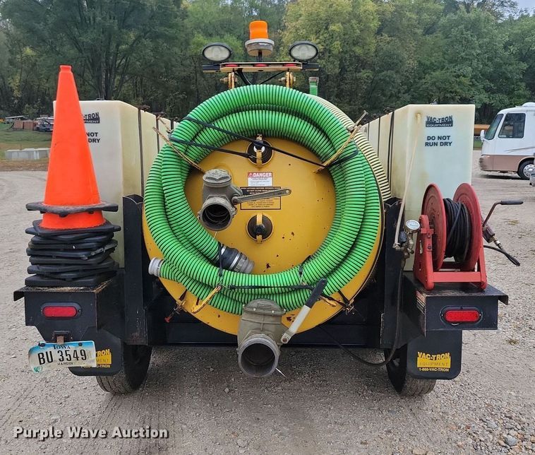 image for item DN4192 2011 Vermeer LP555 SDT  vacuum excavator