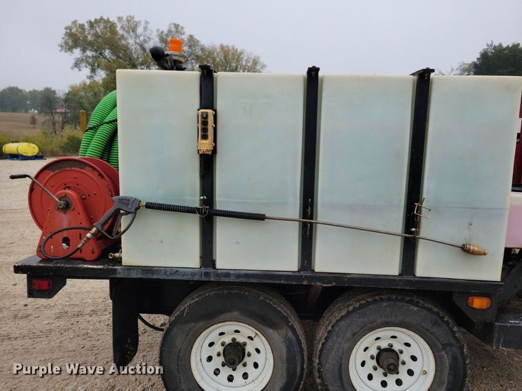 image for item DN4192 2011 Vermeer LP555 SDT  vacuum excavator