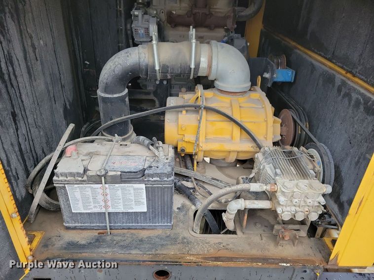 image for item DN4192 2011 Vermeer LP555 SDT  vacuum excavator