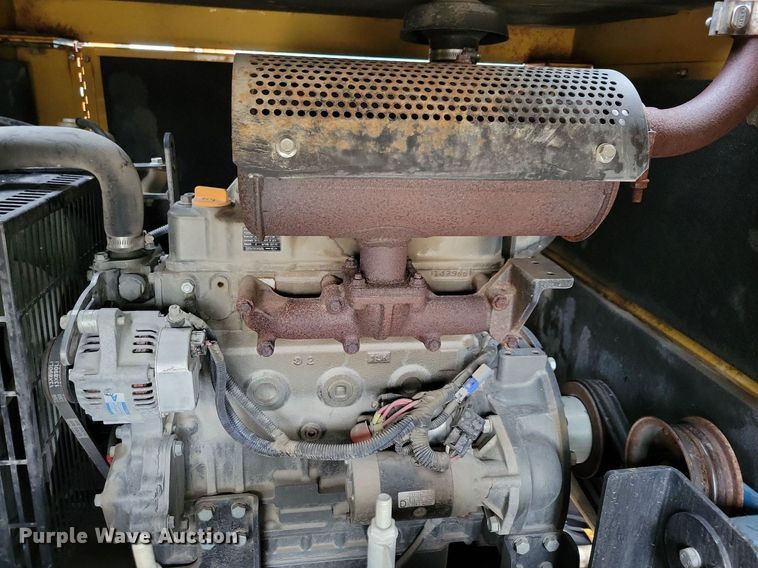 image for item DN4192 2011 Vermeer LP555 SDT  vacuum excavator