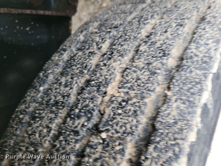 image for item DN4192 2011 Vermeer LP555 SDT  vacuum excavator