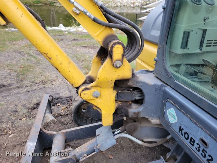 image for item DN4194 2014 Kobelco SK55SRX-6E  mini excavator
