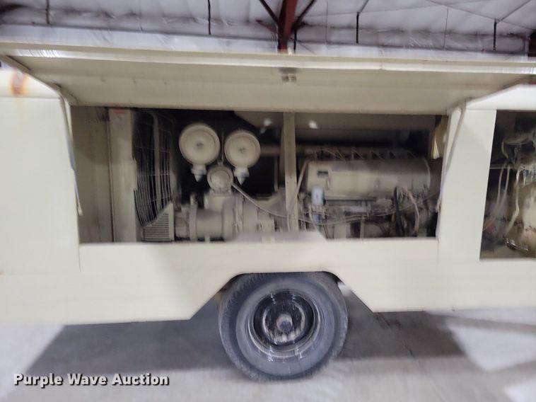 image for item DN4208 1994 Ingersoll Rand 375  air compressor