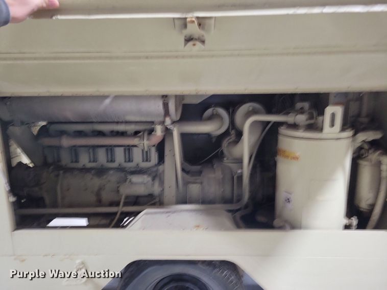 image for item DN4208 1994 Ingersoll Rand 375  air compressor