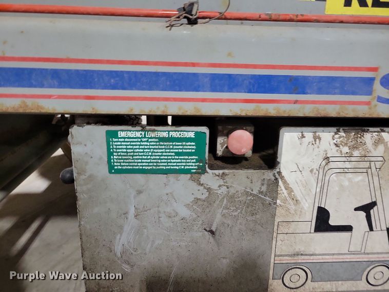 image for item DN4211 Skyjack SJIII 6832  scissor lift