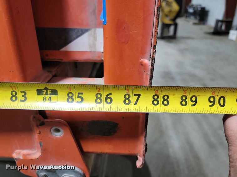 image for item DN4211 Skyjack SJIII 6832  scissor lift