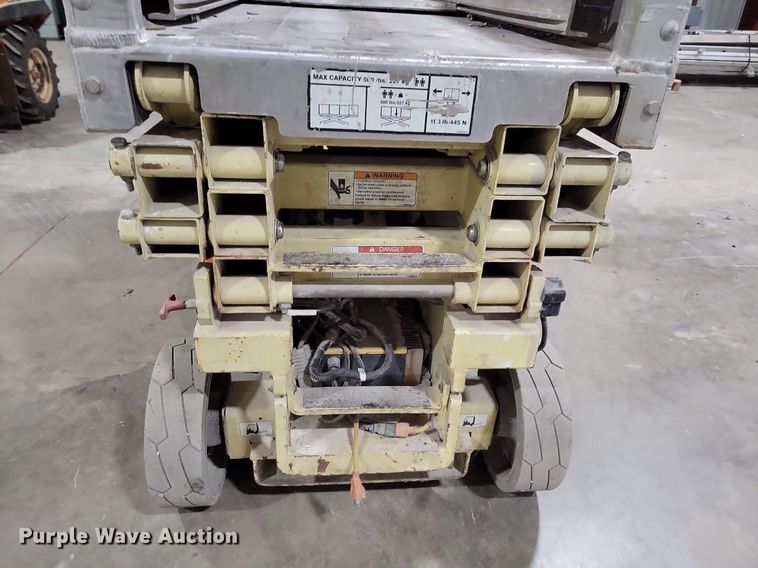 image for item DN4212 2014 JLG 1930ES  scissor lift