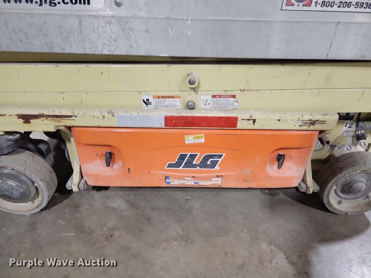 image for item DN4212 2014 JLG 1930ES  scissor lift