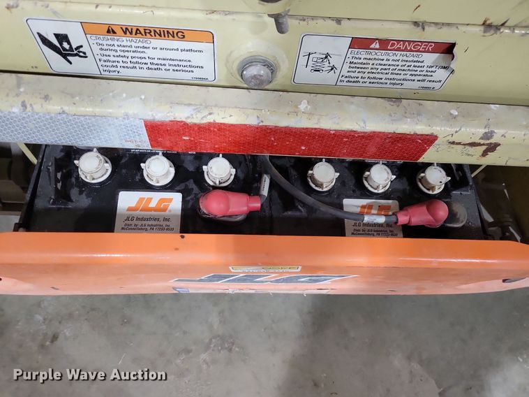 image for item DN4212 2014 JLG 1930ES  scissor lift