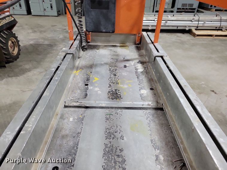 image for item DN4212 2014 JLG 1930ES  scissor lift