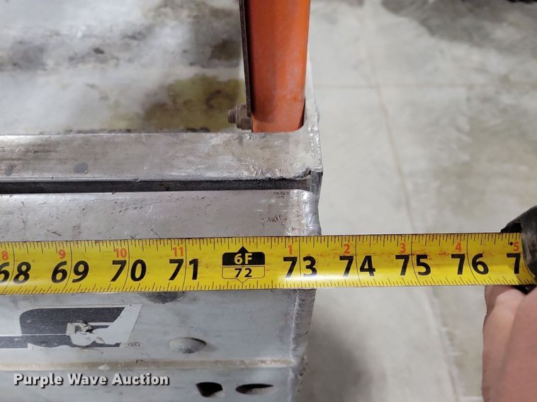 image for item DN4212 2014 JLG 1930ES  scissor lift