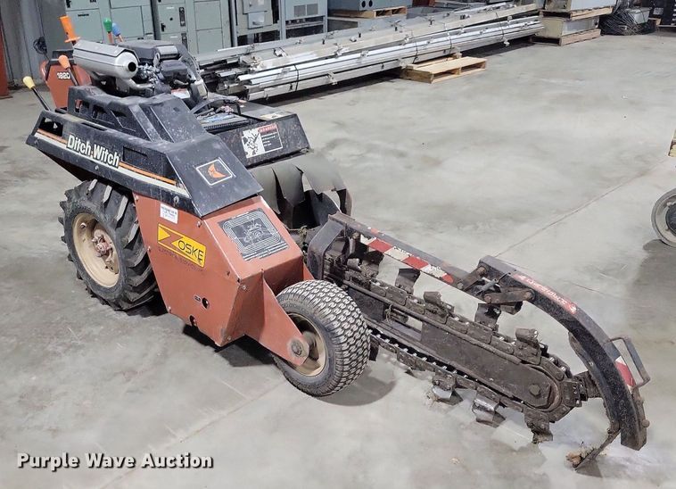 image for item DN4213 2003 Ditch Witch 1820H  trencher