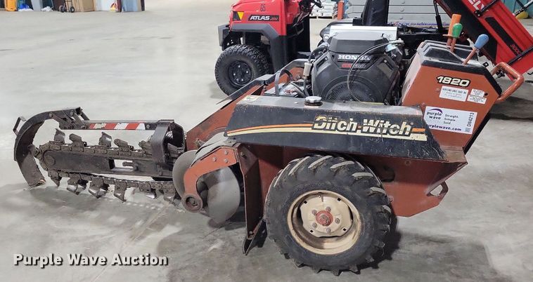 image for item DN4213 2003 Ditch Witch 1820H  trencher