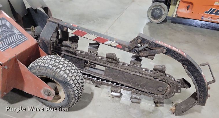 image for item DN4213 2003 Ditch Witch 1820H  trencher