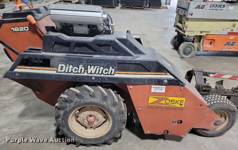 image for item DN4213 2003 Ditch Witch 1820H  trencher