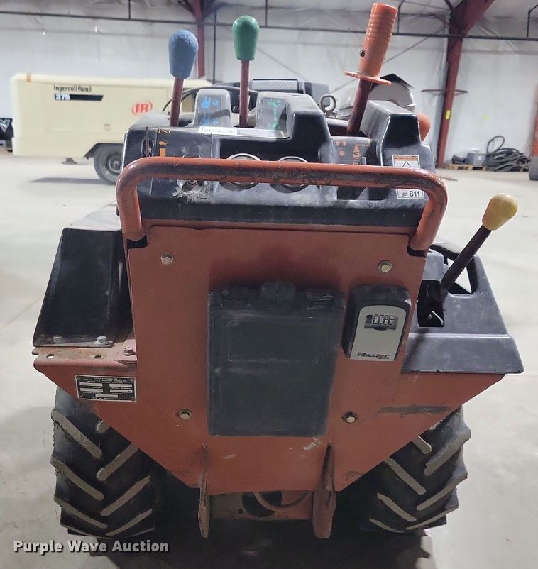 image for item DN4213 2003 Ditch Witch 1820H  trencher