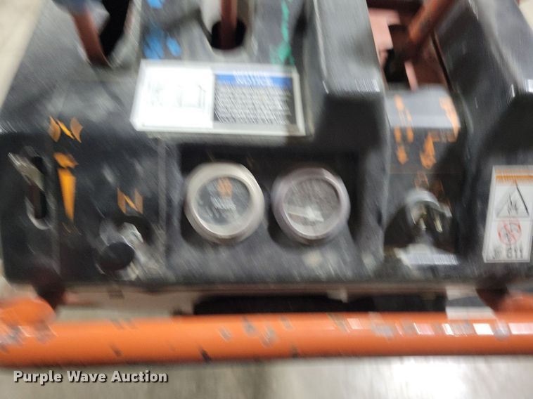 image for item DN4213 2003 Ditch Witch 1820H  trencher